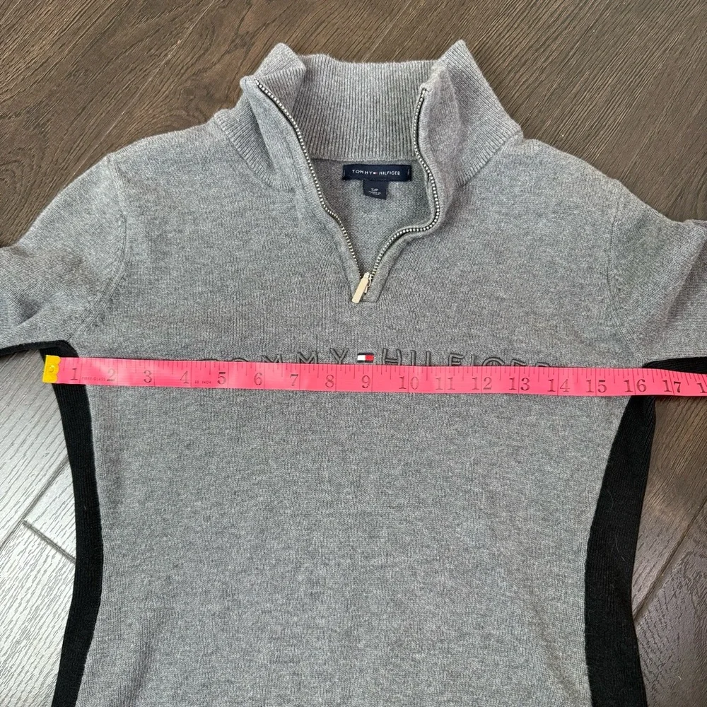 Tommy Hilfiger Two-Tone Gray Women's Turtleneck Sweater Size Small - Picture 4 of 8